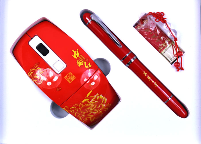 武汉大学纪念品 中国红 无线鼠标 实用礼品套装